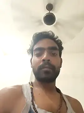 Snapshot of ShowedWringer chatting on July 27, 8:32 am ShowedWringer online show from July 27, 8:32 am