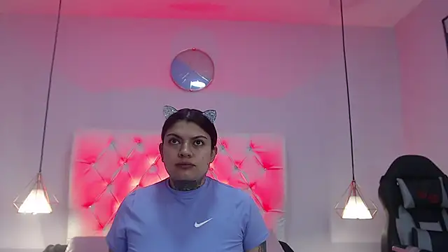 Bubbiecherry online show from October 28, 12:15 pm