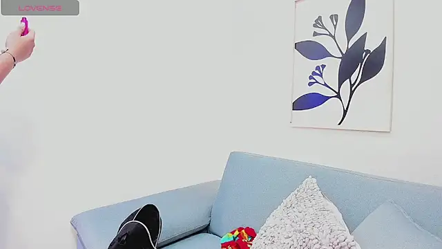 KassMonroe online show from February 9, 8:07 pm