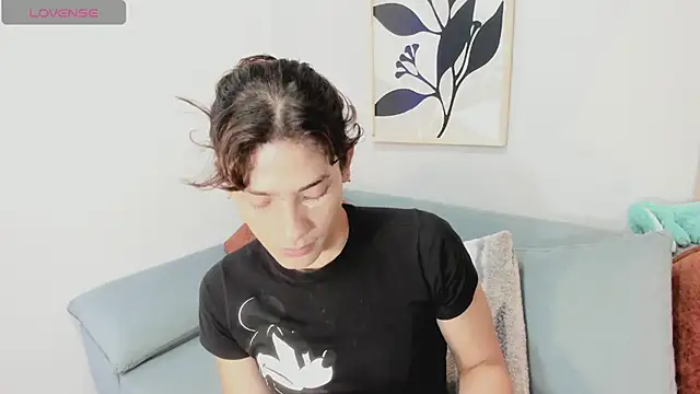 KassMonroe online show from May 26, 8:18 pm
