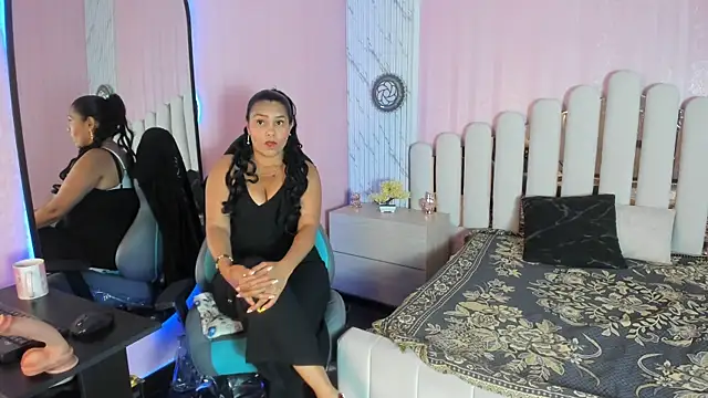 Barbbara sweett online show from April 2, 12:23 pm