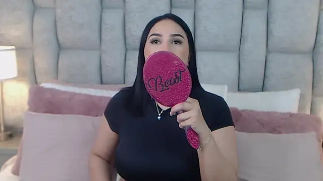 Snapshot of BlairHarper chatting on November 7, 7:18 pm BlairHarper online show from November 7, 7:18 pm