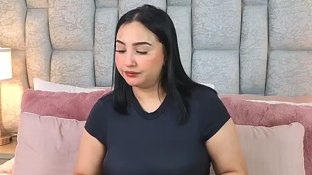 Snapshot of BlairHarper chatting on November 15, 7:29 pm BlairHarper online show from November 15, 7:29 pm