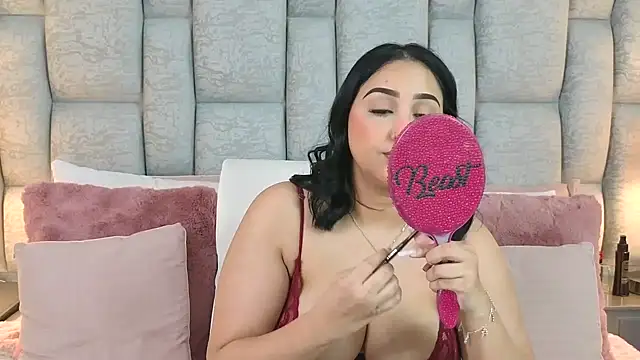 Snapshot of BlairHarper chatting on November 13, 7:29 pm BlairHarper online show from November 13, 7:29 pm