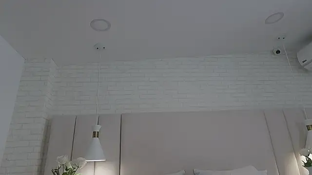 nina gb online show from February 9, 3:43 pm