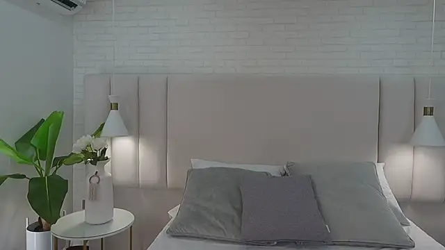 nina gb online show from March 2, 8:38 pm