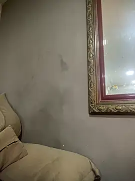 Fernandinhacarioca021rj online show from February 10, 11:15 pm