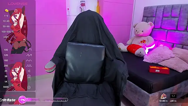 Snapshot of Lucibunny__1 chatting on October 9, 9:48 pm Lucibunny 1 online show from October 9, 9:48 pm