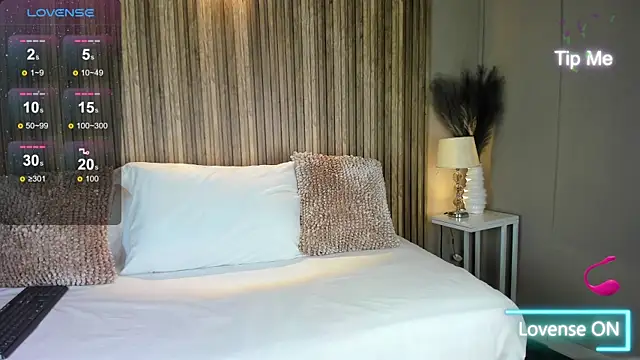 Snapshot of VanneCamiel chatting on November 12, 11:36 am VanneCamiel online show from November 12, 11:36 am