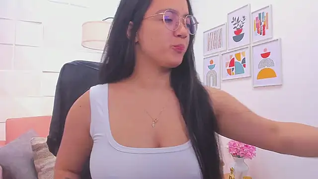 Sasha Grace online show from March 12, 1:26 pm