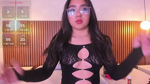 Snapshot of Foxy_Kylie chatting on January 9, 7:43 pm Foxy Kylie online show from January 9, 7:43 pm