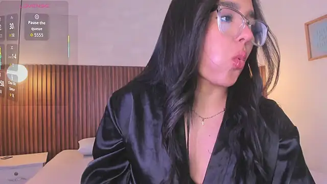 Snapshot of Foxy_Kylie chatting on January 8, 7:31 pm Foxy Kylie online show from January 8, 7:31 pm