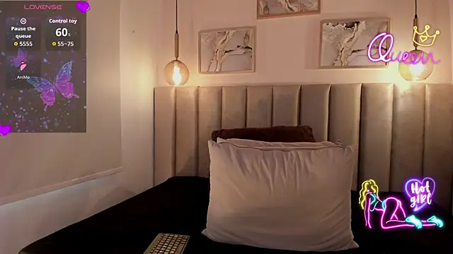 Snapshot of tamara_kisses chatting on June 12, 6:49 pm tamara kisses online show from June 12, 6:49 pm
