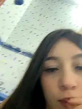   Lorelain   online show from October 17, 4:05 am