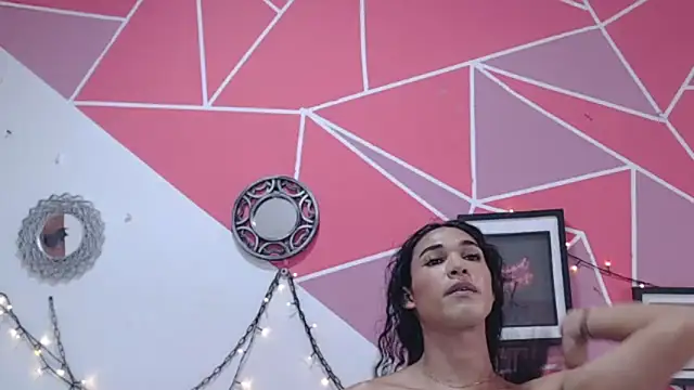 Tifany Adams online show from November 4, 8:12 pm