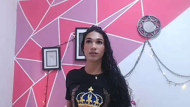 Tifany Adams online show from November 17, 8:24 pm