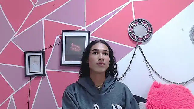 Tifany Adams online show from November 12, 8:34 pm