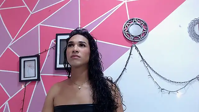 Tifany Adams online show from November 13, 9:08 pm