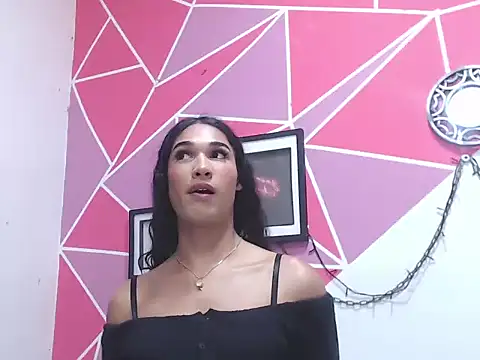Tifany Adams online show from October 18, 8:33 pm