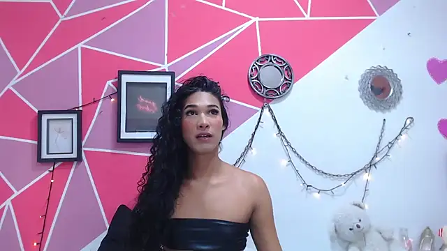 Tifany Adams online show from November 26, 8:53 pm