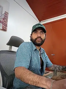 Snapshot of Nateskp_1 chatting on December 14, 3:39 pm Nateskp 1 online show from December 14, 3:39 pm