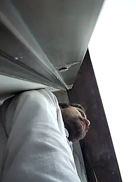 Snapshot of Nateskp_1 chatting on October 11, 9:27 pm Nateskp 1 online show from October 11, 9:27 pm