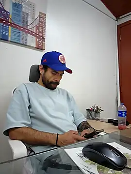 Snapshot of Nateskp_1 chatting on November 16, 3:17 pm Nateskp 1 online show from November 16, 3:17 pm