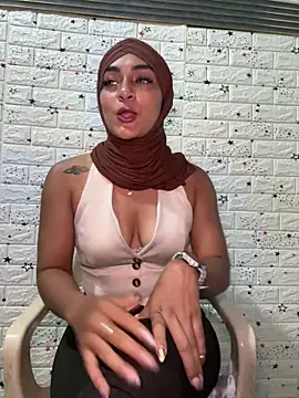 CelestSkyy online show from December 3, 8:52 pm