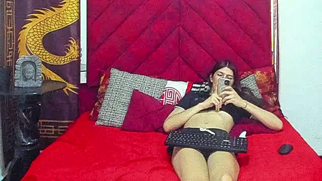 Pride couple online show from January 9, 11:22 pm