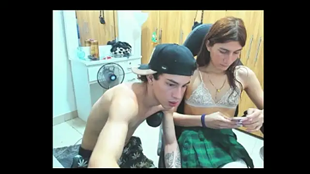 Pride couple online show from July 13, 11:15 pm
