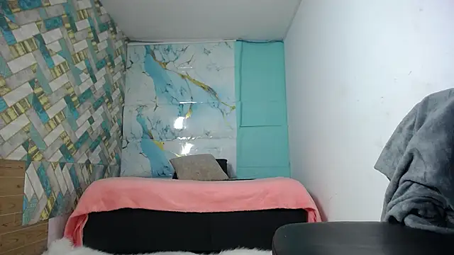 Snapshot of celeste_solis chatting on December 3, 7:13 pm celeste solis online show from December 3, 7:13 pm