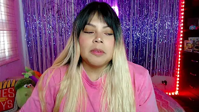 EllieMoonX online show from March 20, 10:44 pm