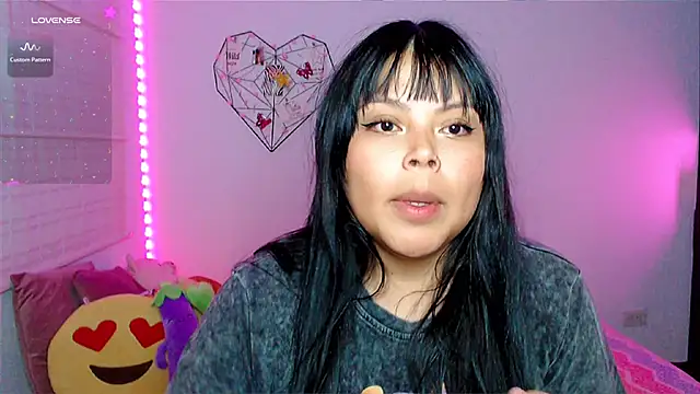 EllieMoonX online show from May 14, 12:07 am