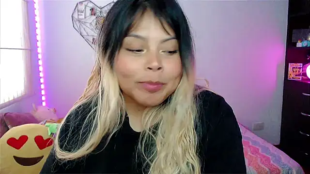 EllieMoonX online show from April 13, 10:14 pm