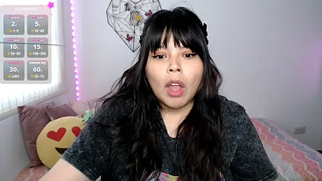 EllieMoonX online show from June 3, 10:25 pm