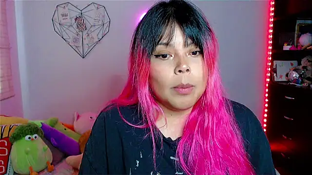 EllieMoonX online show from January 6, 8:46 pm