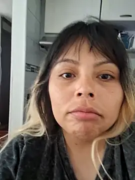 EllieMoonX online show from March 19, 4:29 pm