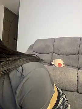 Lucy 699 online show from June 18, 4:11 am