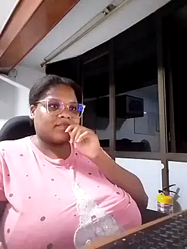 Snapshot of gabrielabrunette69 chatting on October 11, 2:01 am gabrielabrunette69 online show from October 11, 2:01 am