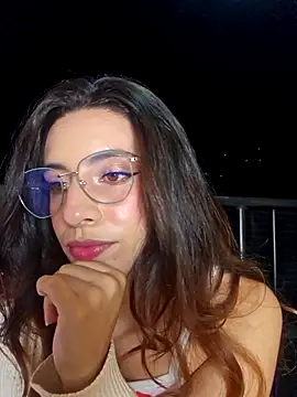 Meganthomson online show from February 10, 2:54 am