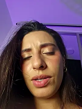 Meganthomson online show from April 29, 12:48 am