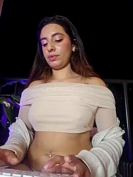 Meganthomson online show from February 3, 2:53 am