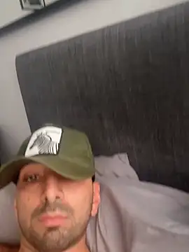 Snapshot of Ngfrrrrr chatting on November 17, 1:37 pm Ngfrrrrr online show from November 17, 1:37 pm