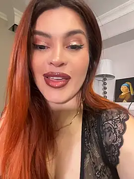 Snapshot of AbrilColls_ chatting on June 19, 1:11 am AbrilColls online show from June 19, 1:11 am