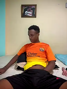 Snapshot of Dereck_jay chatting on November 28, 8:09 pm Dereck jay online show from November 28, 8:09 pm