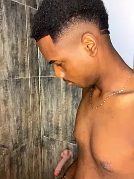 Snapshot of Dereck_jay chatting on November 16, 10:46 pm Dereck jay online show from November 16, 10:46 pm