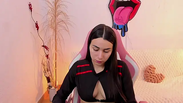 EmmaMyers1 online show from November 14, 1:42 am