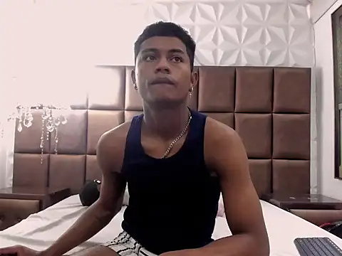 Snapshot of MorenitoDigno chatting on October 23, 7:01 pm MorenitoDigno online show from October 23, 7:01 pm