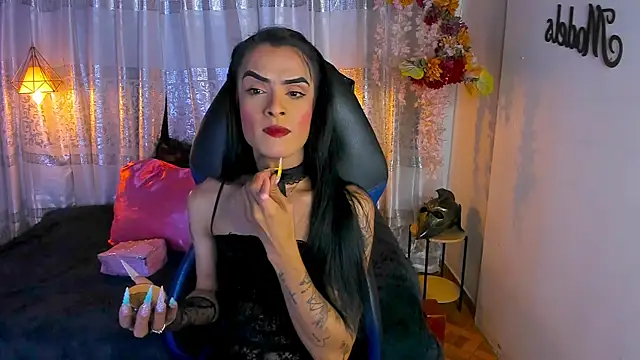 ZAMMIRA online show from November 8, 5:33 am