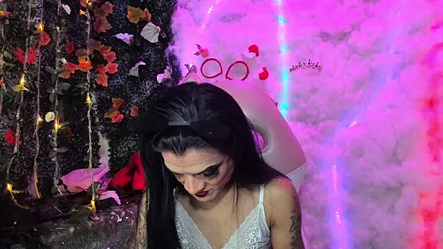 ZAMMIRA online show from December 20, 5:32 am